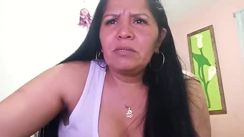 Snapshot of francy_froz chatting on December 2024 02:57:02 AM francy froz online show from December 2024 02:57:02 AM