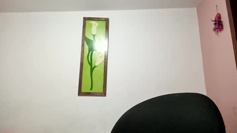 Snapshot of francy_froz chatting on February 2025 04:19:02 AM francy froz online show from February 2025 04:19:02 AM