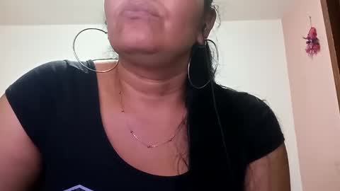 Snapshot of francy_froz chatting on February 2025 05:51:02 AM francy froz online show from February 2025 05:51:02 AM