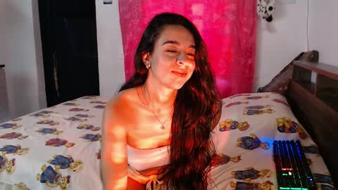 Snapshot of franfinee chatting on November 2025 04:18:02 PM franfinee online show from November 2025 04:18:02 PM