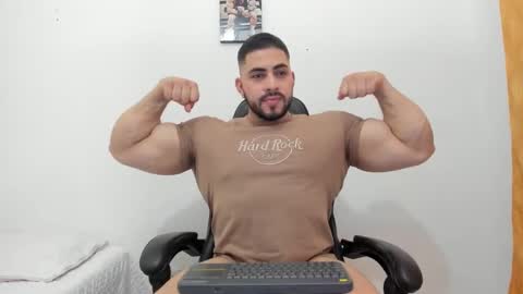 Snapshot of frank_foxx1 chatting on October 2025 03:48:01 AM frank_foxx1 online show from October 2025 03:48:01 AM