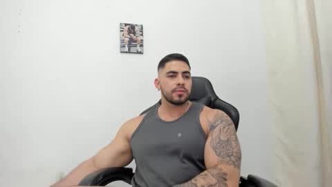 frank_foxx1 online show from February 2026 06:22:01 AM