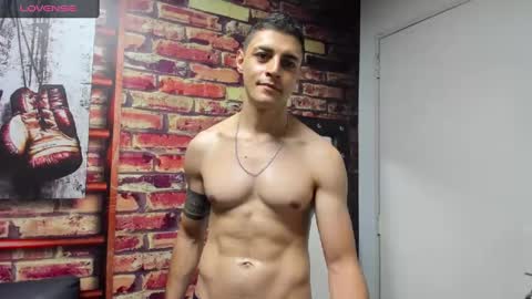 Snapshot of frank_millers chatting on January 2025 06:20:02 PM Frank online show from January 2025 06:20:02 PM