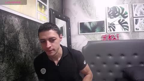 Snapshot of frank_millers chatting on February 2025 03:29:01 PM Frank online show from February 2025 03:29:01 PM