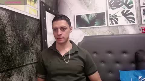 Snapshot of frank_millers chatting on February 2025 05:58:01 PM Frank online show from February 2025 05:58:01 PM