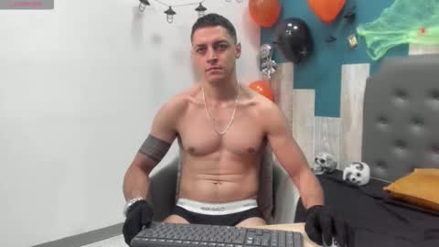 Snapshot of frank_millers chatting on October 2025 08:31:01 PM Frank online show from October 2025 08:31:01 PM