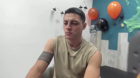 Snapshot of frank_millers chatting on October 2025 02:30:01 AM Frank online show from October 2025 02:30:01 AM