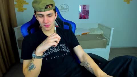 Frank online show from February 2026 05:44:01 AM