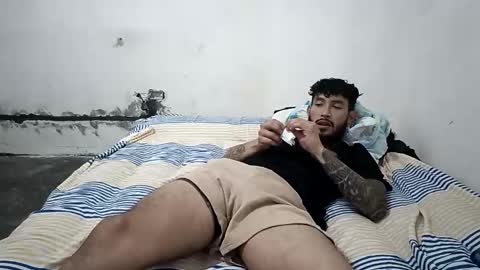frankdanielsmolano online show from May 2026 02:38:01 AM