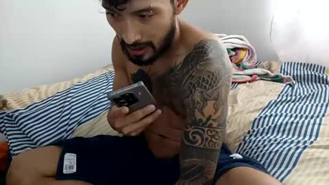 Snapshot of frankdanielsmolano chatting on June 2026 03:38:01 PM frankdanielsmolano online show from June 2026 03:38:01 PM