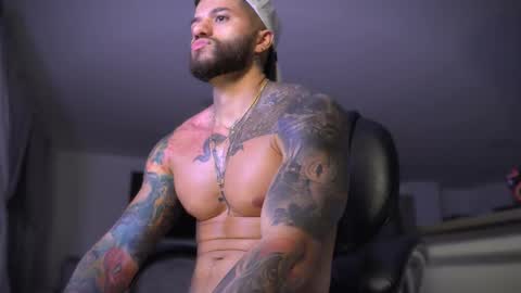 Frank Farrell. Hey remember to give me a thumbs up Ty online show from October 2025 06:57:01 AM