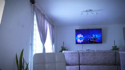 Snapshot of frankfarrellx chatting on March 2026 06:34:01 PM Frank Farrell. Hey remember to give me a thumbs up Ty online show from March 2026 06:34:01 PM