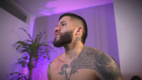 Snapshot of frankfarrellx chatting on April 2026 07:44:01 PM Frank Farrell. Hey remember to give me a thumbs up Ty online show from April 2026 07:44:01 PM