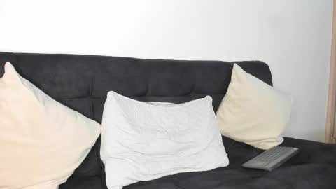 Snapshot of frankmyles01 chatting on November 2025 02:01:02 AM frank online show from November 2025 02:01:02 AM