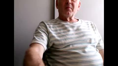 frannkboy61 online show from May 2026 02:02:01 PM