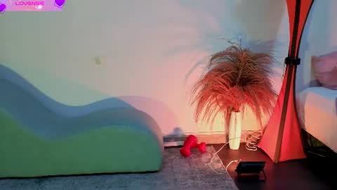 Fransheska online show from June 2026 11:30:02 AM