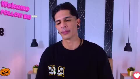 Franvill trato online show from October 2025 08:29:02 PM