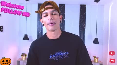 Franvill trato online show from October 2025 08:51:02 PM