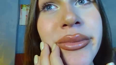 Snapshot of franzeva chatting on March 2026 08:52:01 AM I am franzeva online show from March 2026 08:52:01 AM