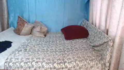 Snapshot of frau_becky chatting on November 2025 07:41:02 AM frau_becky online show from November 2025 07:41:02 AM