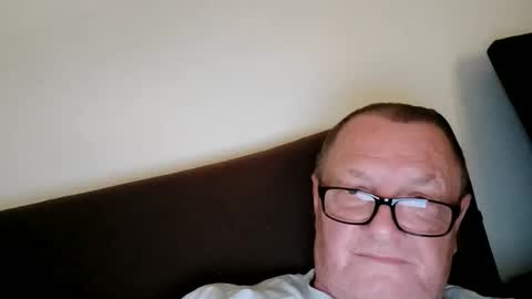 Wolfi online show from June 2026 06:18:02 AM