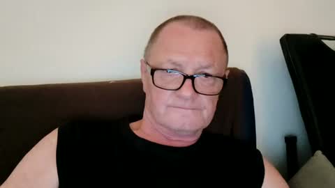 Wolfi online show from July 2026 06:05:01 AM