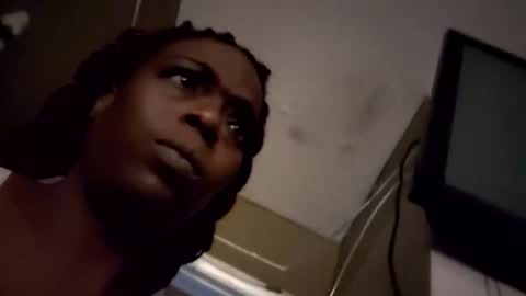 freakeazy online show from January 2026 07:07:02 PM