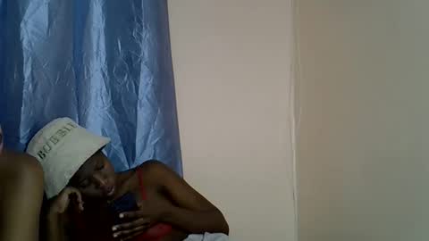 Snapshot of freakie_sissy chatting on October 2025 07:04:02 PM kiki online show from October 2025 07:04:02 PM