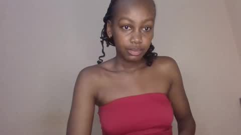 Snapshot of freaky_beauty chatting on June 2026 09:22:01 AM freaky_beauty online show from June 2026 09:22:01 AM
