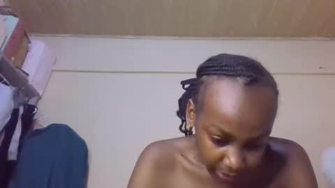 Snapshot of freaky_beauty chatting on June 2026 09:48:02 PM freaky_beauty online show from June 2026 09:48:02 PM
