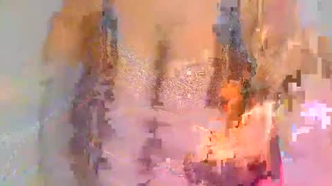 Snapshot of freaky_slut5 chatting on November 2025 06:05:02 AM freaky slut5 online show from November 2025 06:05:02 AM