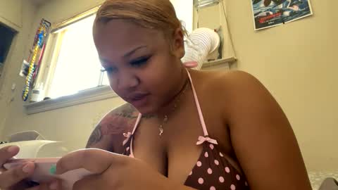 Freakymaa online show from May 2026 09:20:01 PM
