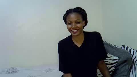 mia  online show from April 2026 11:22:02 AM