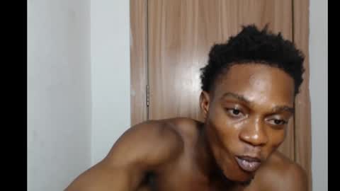 freakyslut30 online show from February 2025 01:25:02 AM