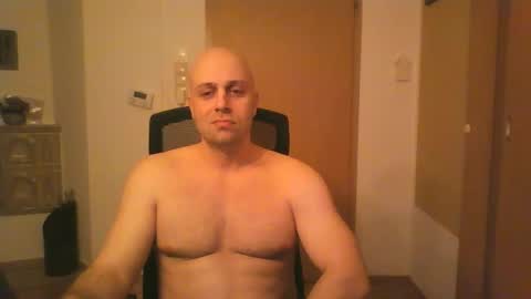 Snapshot of freddow chatting on January 2025 10:27:01 PM freddow online show from January 2025 10:27:01 PM