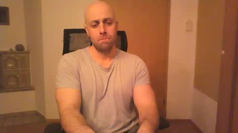 Snapshot of freddow chatting on March 2025 09:15:01 PM freddow online show from March 2025 09:15:01 PM