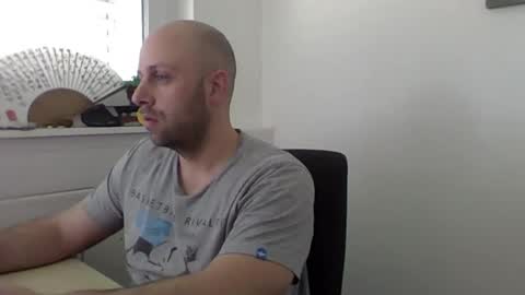 Snapshot of freddow chatting on March 2025 02:26:02 PM freddow online show from March 2025 02:26:02 PM