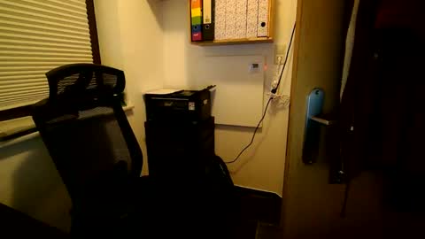 freddow online show from November 2025 12:05:02 AM