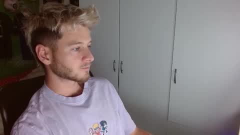 Snapshot of freddy_star chatting on September 2025 08:22:01 PM Frederick Perin online show from September 2025 08:22:01 PM