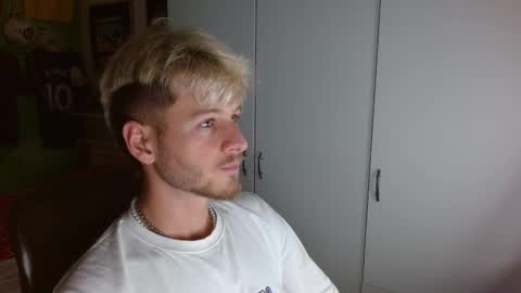 Snapshot of freddy_star chatting on October 2025 10:45:01 AM Frederick Perin online show from October 2025 10:45:01 AM