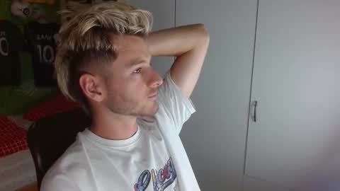 Snapshot of freddy_star chatting on October 2025 11:50:01 AM Frederick Perin online show from October 2025 11:50:01 AM