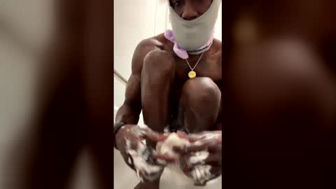 freddydufreak1 online show from April 2026 05:08:02 AM