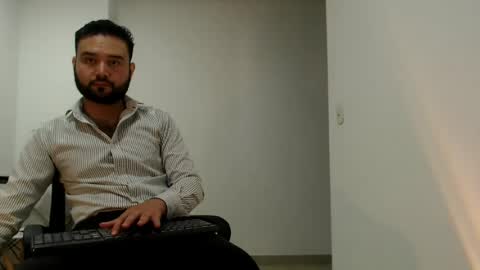 Snapshot of fredy_hunks chatting on June 2026 03:10:01 PM Fredy online show from June 2026 03:10:01 PM