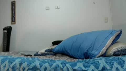 Snapshot of fredy_hunks chatting on July 2026 06:03:02 PM Fredy online show from July 2026 06:03:02 PM