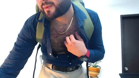 Snapshot of fredy_hunks chatting on July 2026 04:23:01 PM Fredy online show from July 2026 04:23:01 PM