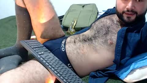 Snapshot of fredy_hunks chatting on July 2026 04:29:01 AM Fredy online show from July 2026 04:29:01 AM