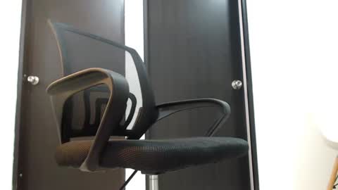 Snapshot of fredy_hunks chatting on July 2026 04:31:02 PM Fredy online show from July 2026 04:31:02 PM