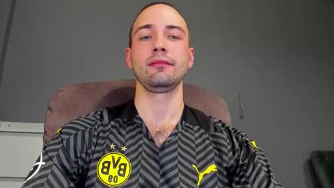 Snapshot of free_man___ chatting on November 2025 04:38:01 PM Andrew online show from November 2025 04:38:01 PM