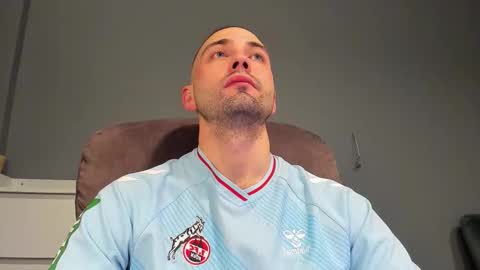 Snapshot of free_man___ chatting on November 2025 02:11:02 AM Andrew online show from November 2025 02:11:02 AM