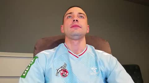 Snapshot of free_man___ chatting on November 2025 11:42:02 PM Andrew online show from November 2025 11:42:02 PM